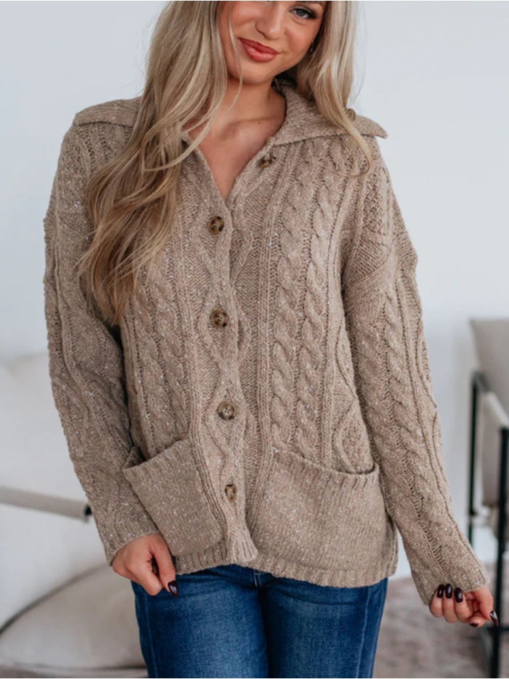 Le Lis Cable Knit Cardigan Sweater